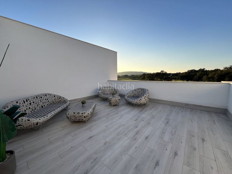 Foto d20cfda7-f230-41b1-921c-7b500162dbae. Casa aparellada amb aparcament piscina a Sotogrande alto Sotogrande