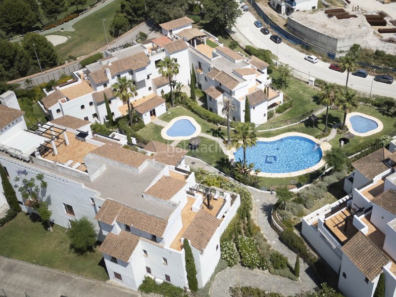 Foto ca690790-1f0b-40c9-bdbd-22bec92a022a. Àtic amb aparcament piscina a bahía de Casares Casares
