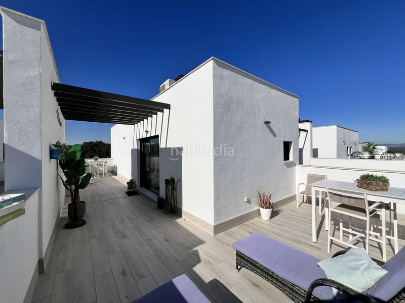 Foto 8cbb3c21-5790-4d7e-9ae3-b876eef61304. Casa adossada amb aparcament a Sotogrande alto Sotogrande