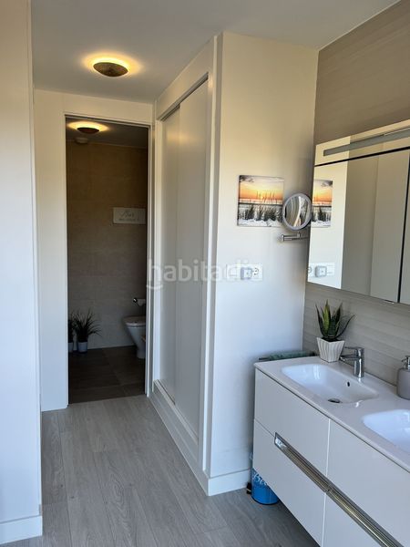Foto d1675fd1-3c5d-4eb7-9adc-f558ca3f31d1. Casa adossada amb aparcament a Sotogrande alto Sotogrande