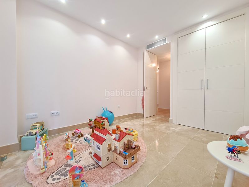 Foto 61a6c8a9-fe29-4b83-b8c4-8eae549fca64. Apartament amb aparcament a Chullera Manilva