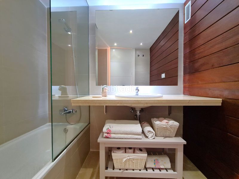 Foto 694901f4-d14d-48a8-a9e8-6ab38b49fc74. Apartament amb aparcament a Chullera Manilva