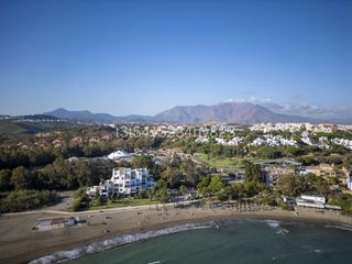 Ground floor  Torre de la sal (urc3) 117. Apartamento reformado en primera línea de playa en casares  cost