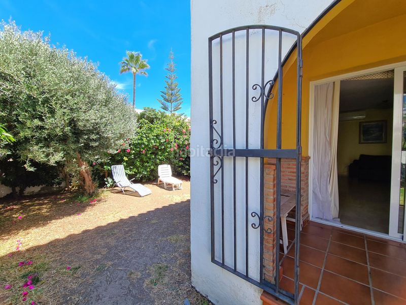 Foto 7255f2ee-0806-4ee5-b328-64c4ab9f2256. Casa aparellada amb piscina a marina de Casares Casares