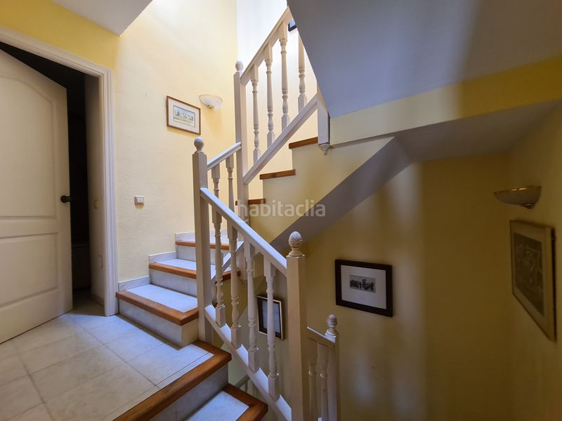 Foto b4848ac3-ea80-4740-93c7-707f11e051fe. Casa aparellada amb piscina a marina de Casares Casares