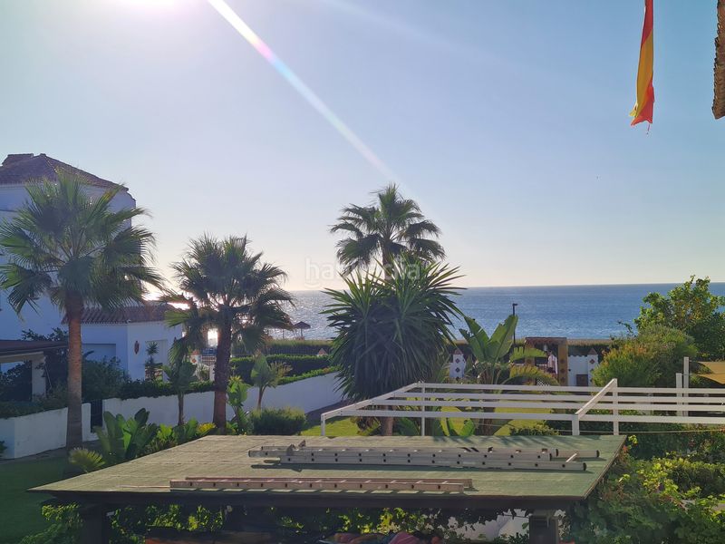 Foto d142fdf8-73b3-4b7f-a3e0-4960a46e762e. Casa aparellada amb piscina a marina de Casares Casares