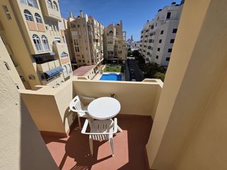 Dúplex a Centro. Dúplex amplio de 3 dormitorios en el corazón de estepona