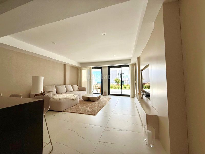 Foto 36285308-9ccb-4fd3-9666-081f46a5e7ec. Apartament amb aparcament a bahía de Casares Casares