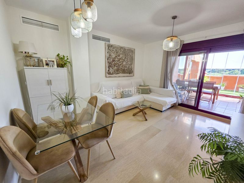 Foto 5545b9cf-b48e-4163-909e-9dc9df61e322. Apartament amb aparcament piscina a El Castillo Manilva
