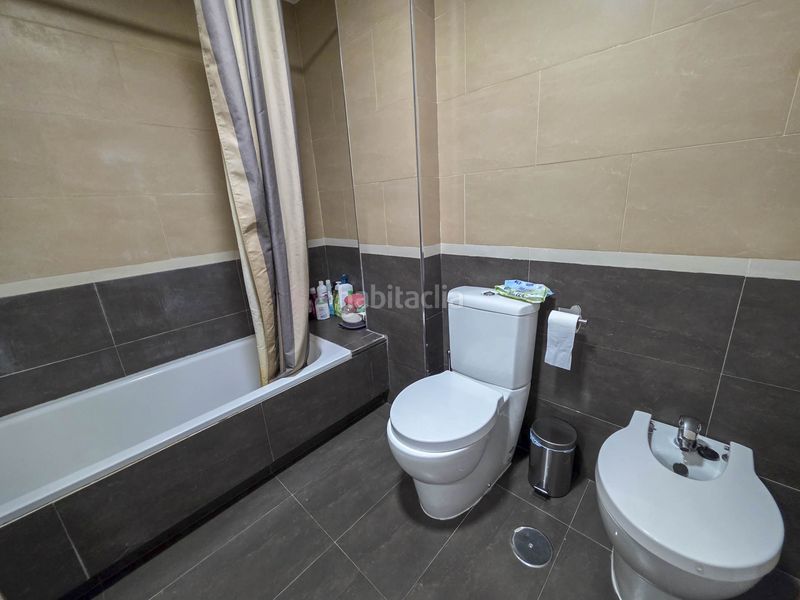 Foto be6d9ee6-c8b9-43ca-8ad8-fadeff601609. Apartament amb aparcament piscina a El Castillo Manilva