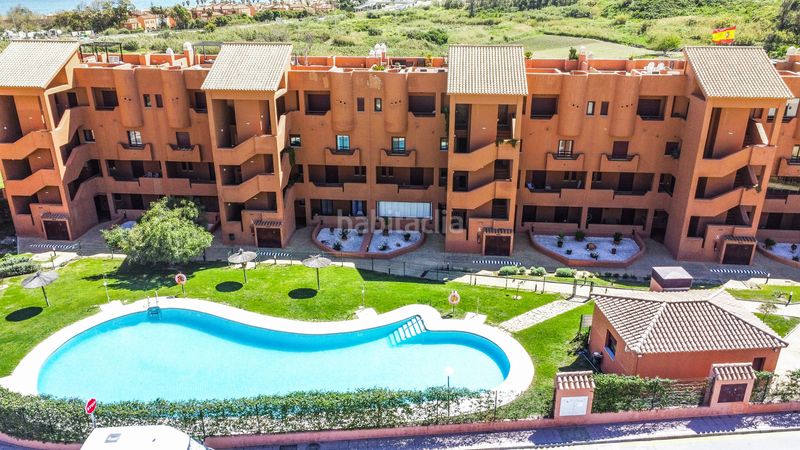Foto 5eb87439-5d08-4298-81b3-37e846f3a9ff. Planta baixa amb aparcament piscina a El Castillo Manilva