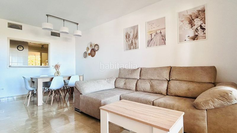 Foto 4caf2897-69ce-4e9b-a496-3946375db8f9. Apartament amb aparcament piscina a La Duquesa Manilva