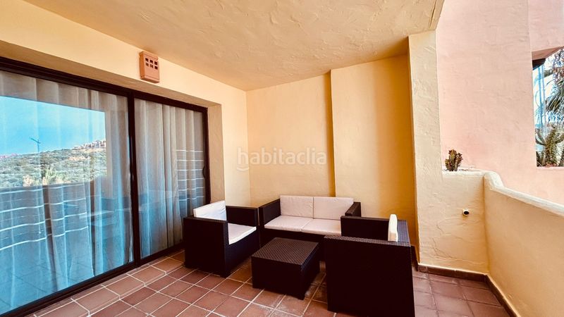 Foto df73c309-539e-4af5-97f8-70d23dbea92c. Apartament amb aparcament piscina a La Duquesa Manilva