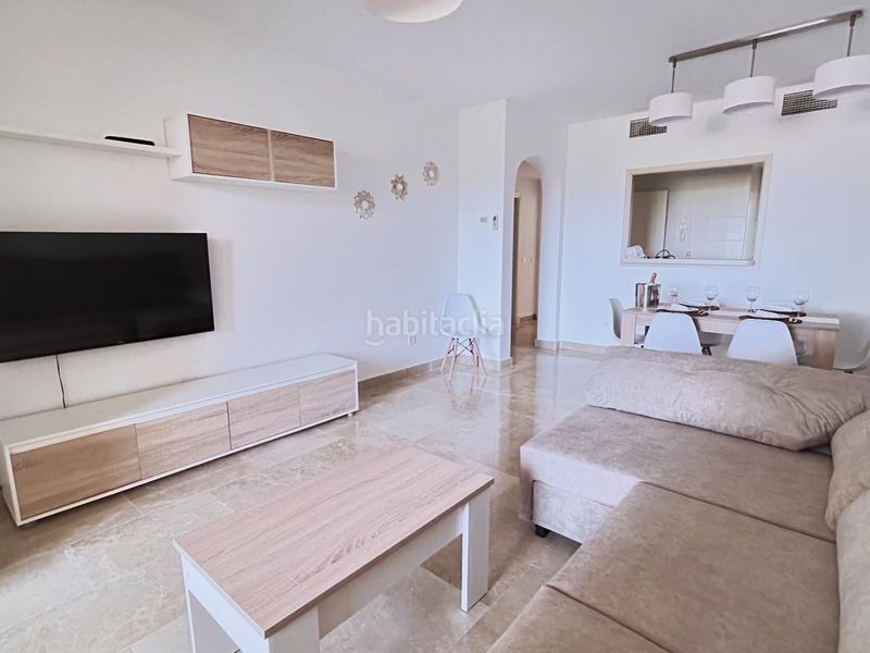 Foto f638771c-5c9e-4e6b-bece-a65b4bfdb9df. Apartament amb aparcament piscina a La Duquesa Manilva