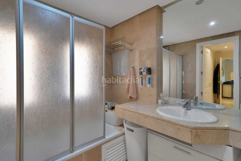 Foto 1692500e-45bc-4ccb-ad43-6fc6bb7aac5c. Apartament amb aparcament piscina a Manilva pueblo Manilva