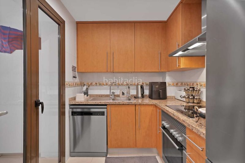 Foto 1fecdbc9-7669-41a0-b1a2-a81eea74651a. Apartament amb aparcament piscina a Manilva pueblo Manilva