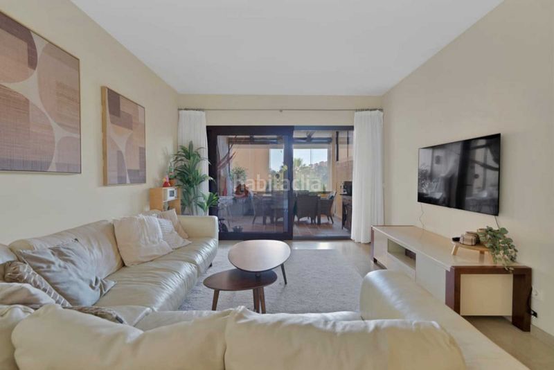 Foto 7e1bfce5-c1a3-4235-8dc8-27f38ac61ebb. Apartament amb aparcament piscina a Manilva pueblo Manilva