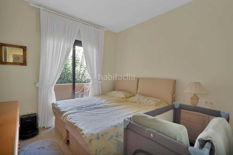 Foto c674d128-665b-4bf1-82fb-792611962569. Apartament amb aparcament piscina a Manilva pueblo Manilva