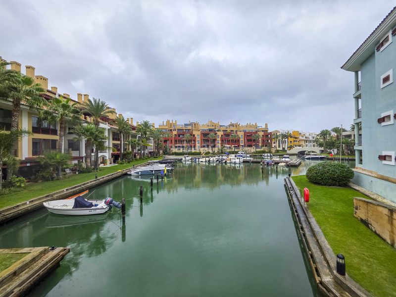 Foto b88df5a5-25f6-48b3-9389-6bb29b0c05ac. Piccolo appartamento in puerto Sotogrande (ps) 16 in Sotogrande