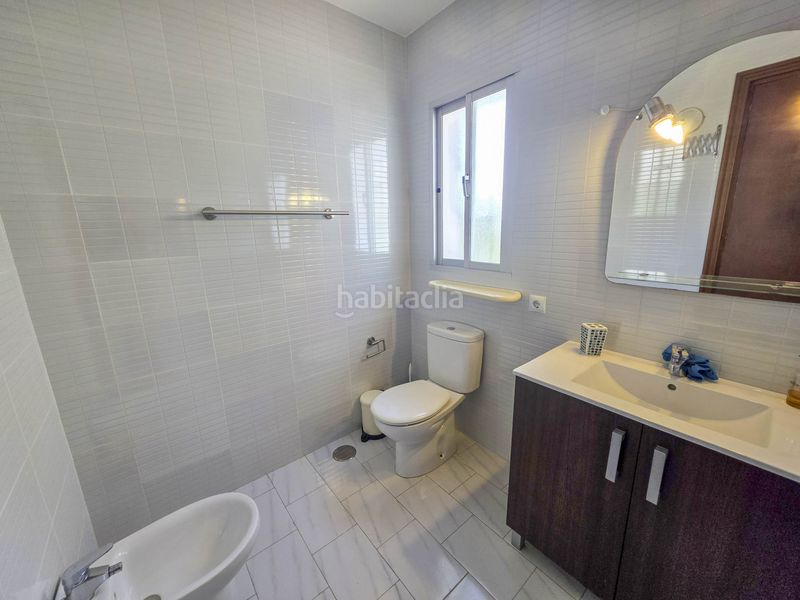 Foto 42b0bce3-a088-4075-a939-489d55049eab. Casa amb aparcament piscina a Centro Estepona