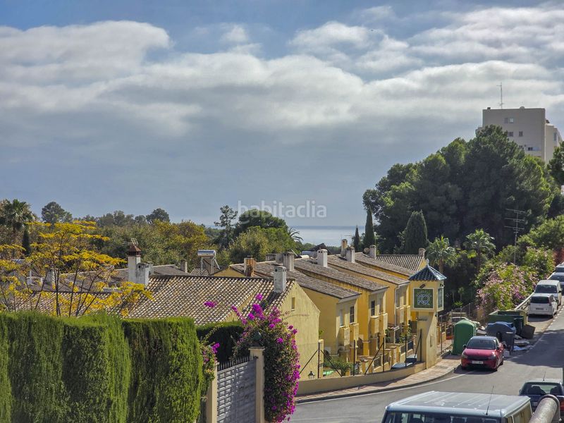 Foto ab271254-147b-4505-bbe1-591cae561e12. Casa amb aparcament piscina a Centro Estepona