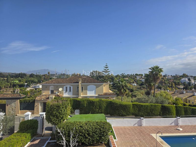 Foto cc168a3d-f478-4b19-b04f-9c0a28e75367. Casa amb aparcament piscina a Centro Estepona