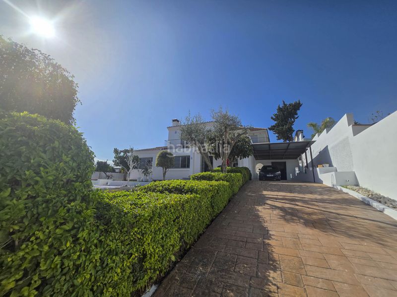 Foto d2be1435-b4c6-4422-a0b9-2e67105b98af. Casa amb aparcament piscina a Centro Estepona