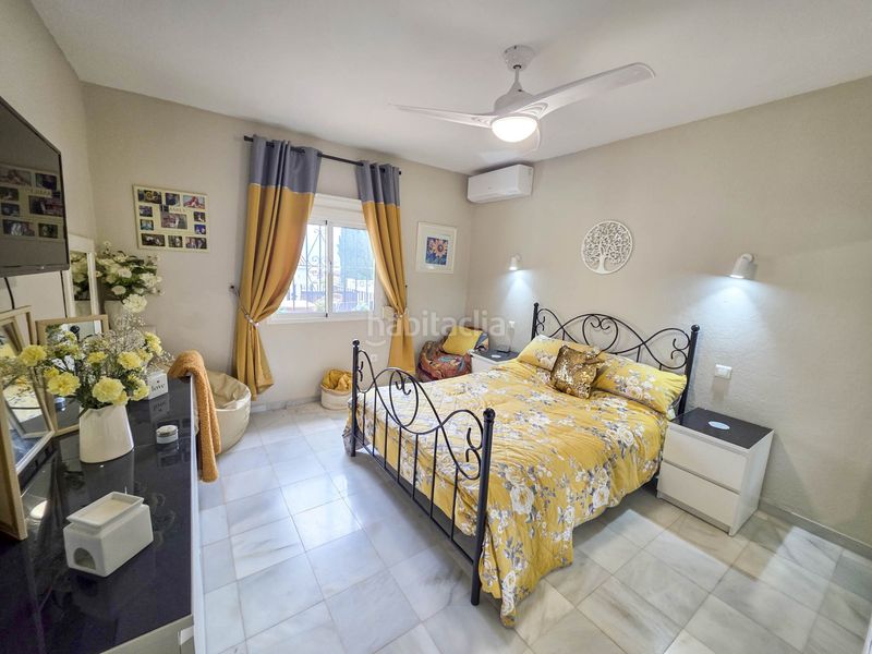 Foto aae8cec4-f339-4675-b6ec-17d08957b4e0. Casa amb aparcament piscina a La Duquesa Manilva