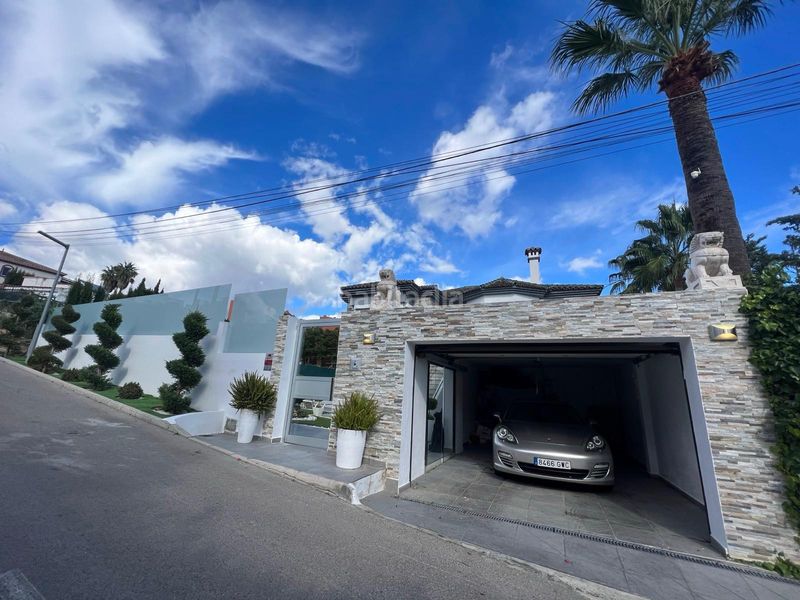 Foto 8c816c67-6a95-4570-b3d0-356267c5a408. Casa amb aparcament piscina a Sotoserena Estepona