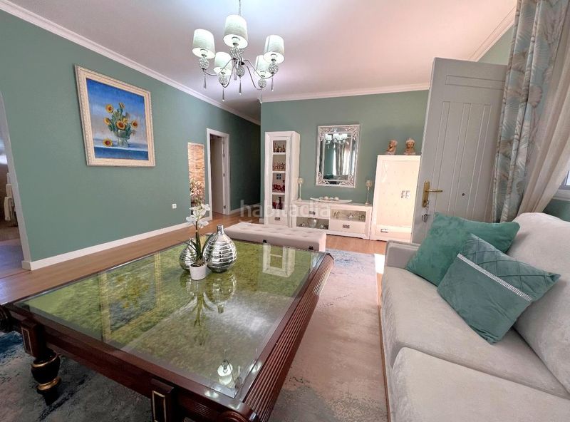 Foto af241a5d-3578-4c60-a607-5834980a4ff4. Casa amb aparcament piscina a Sotoserena Estepona