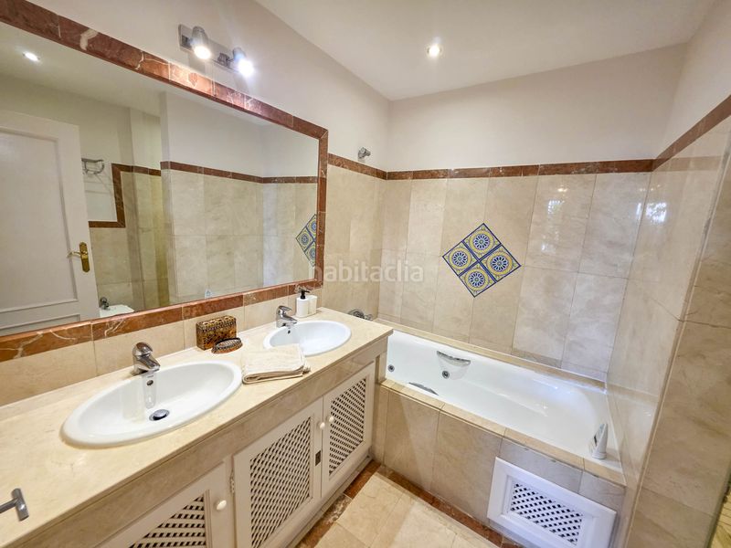 Foto 52b09321-c00f-40eb-8826-0748eb51fc47. Apartament amb aparcament a bahía de Casares Casares