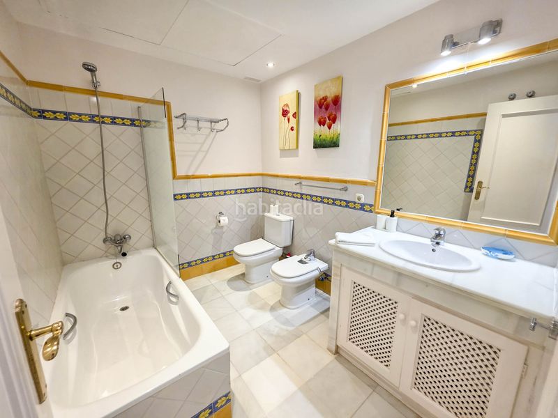Foto f4e35b42-a2b9-441f-b8f4-08afe6f7caee. Apartament amb aparcament a bahía de Casares Casares