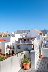 Casa a Casco Antiguo. Edificio de apartamentos vacacionales en el centro histórico de