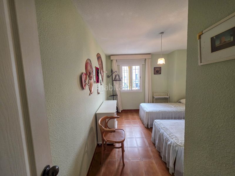 Foto 9ddece8b-d3aa-4ec3-a2a3-acbb7ebe1eb8. Casa adossada amb piscina a bahía de Casares Casares
