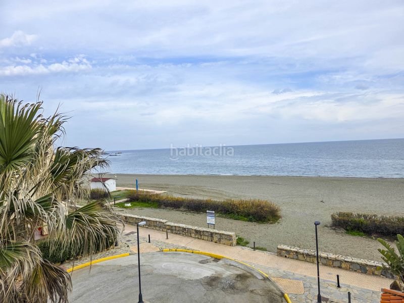Foto dc1dd285-4dc6-4c04-9a2f-60b22e091873. Casa adossada amb piscina a bahía de Casares Casares