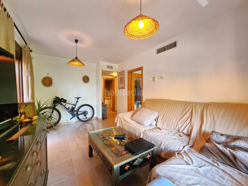 Foto 56120206-ca42-42b1-9110-762a8a445da2. Apartament amb aparcament piscina a Centro Estepona