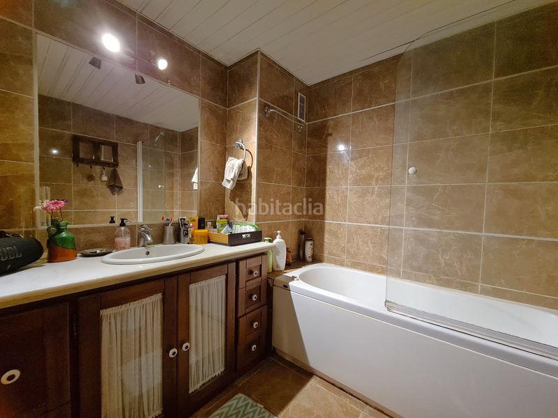 Foto b6448695-7168-464d-bd50-43b9a2bc38e3. Apartament amb aparcament piscina a Centro Estepona