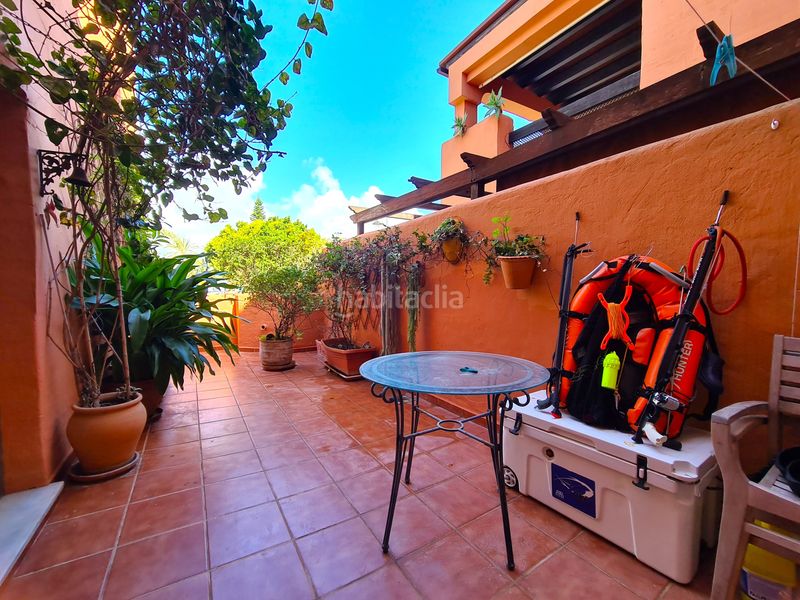 Foto efa8a7d6-2619-46ec-808c-b4c1d1cb96b0. Apartament amb aparcament piscina a Centro Estepona