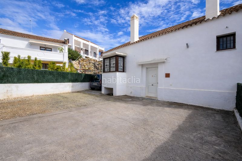 Foto 8726abc7-51c3-4508-b540-8f35c6413efc. Casa aparellada amb aparcament piscina a bahía de Casares Casares