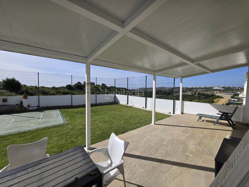 Foto d327b0b2-69eb-4870-ac9a-adf76298ef32. Casa aparellada amb aparcament piscina a bahía de Casares Casares