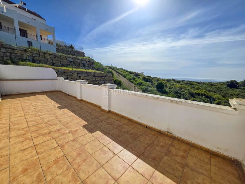 Foto eaefafd7-1059-4632-b11a-25e3301b8fec. Casa aparellada amb aparcament piscina a bahía de Casares Casares