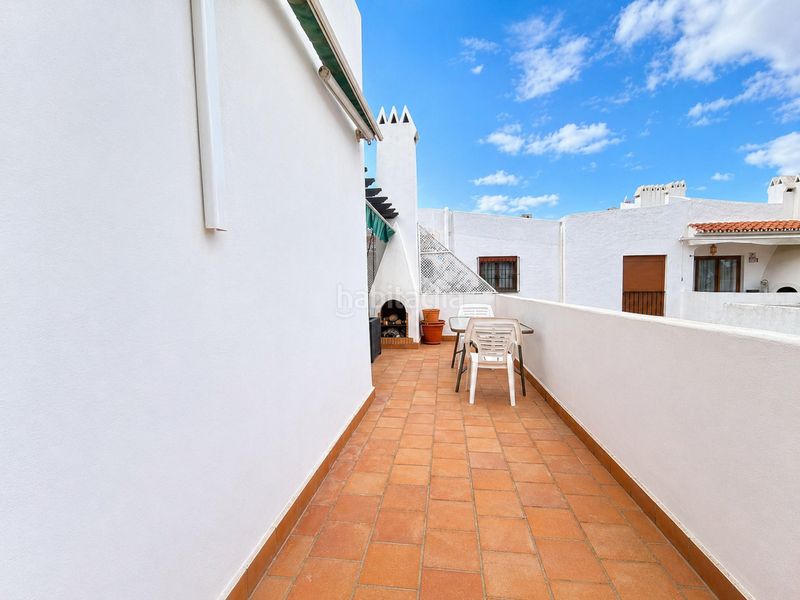 Foto a45798d9-217f-40ec-9702-141e46a960f1. Casa aparellada a La Duquesa Manilva