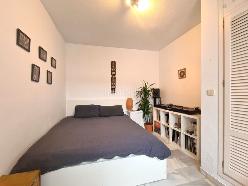 Foto ae0473ac-3768-418c-ae35-5408de4ffa9c. Casa aparellada a La Duquesa Manilva