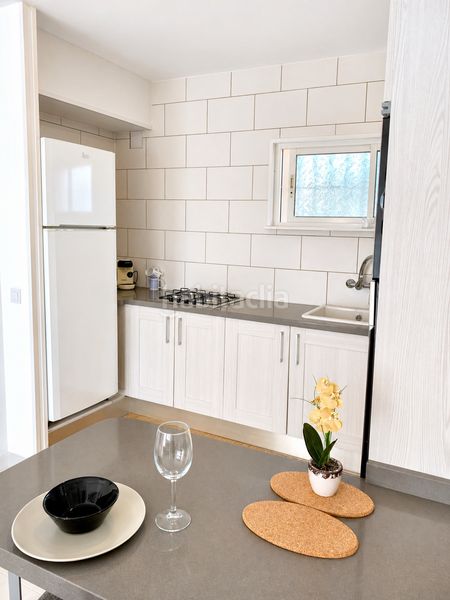 Foto 40a8fd8c-b784-488f-9e38-ffa1414e76b9. Apartament amb aparcament a Torreguadiaro-San Diego Sotogrande