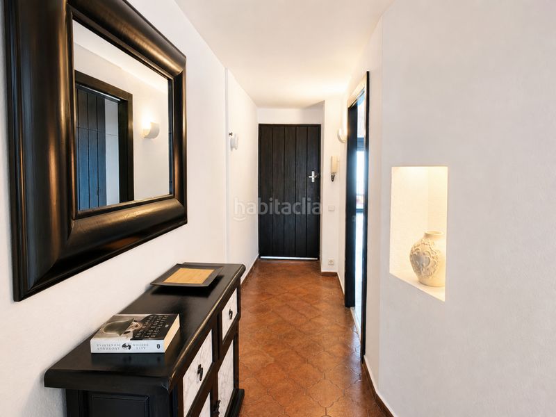 Foto cd28a31e-82ab-43b7-90fb-31a14462abc3. Apartament a Puerto Banús Marbella