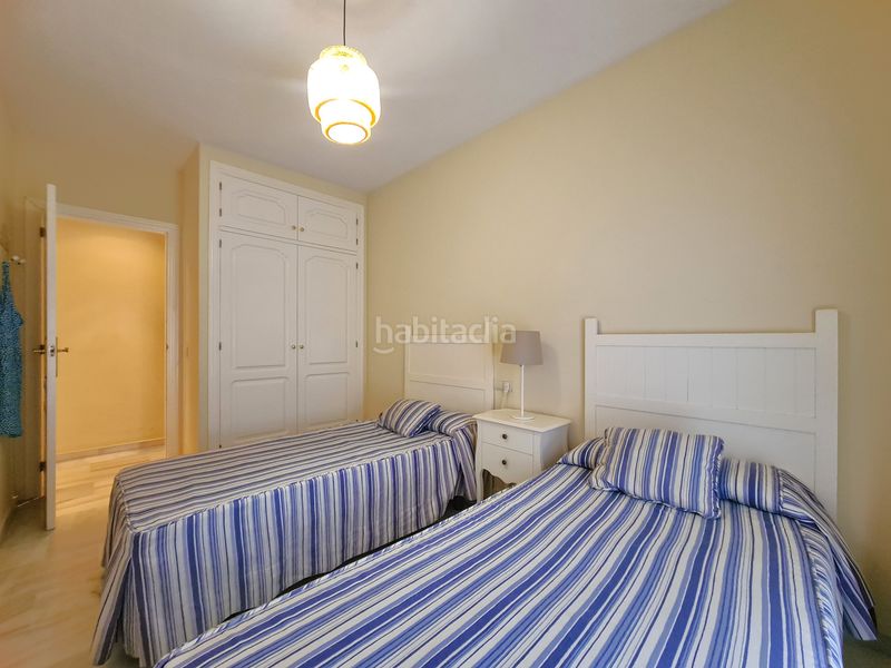 Foto 1b0ea1a7-8cec-4db0-afad-51c4f22623ee. Apartament amb aparcament piscina a San Luis de Sabinillas Manilva