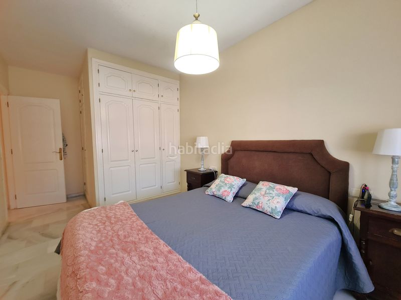 Foto e21ea007-cab0-43a0-9122-fac079461e25. Apartament amb aparcament piscina a San Luis de Sabinillas Manilva