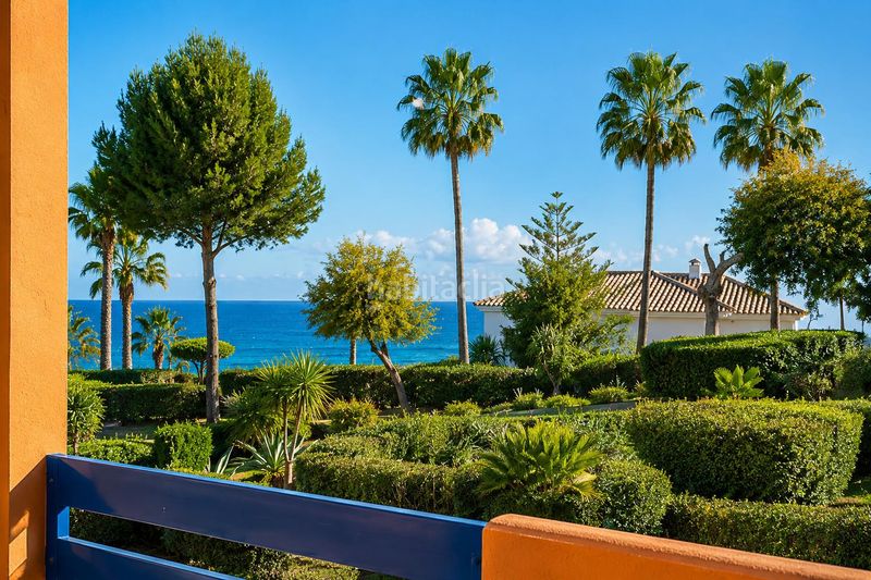 Foto ca392f49-000d-430e-ad14-72e7378c7039. Planta baixa amb calefacció aparcament piscina a Manilva