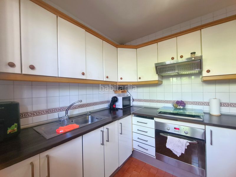 Foto ffe11227-909e-4212-8815-0450c4165801. Casa aparellada amb aparcament piscina a Sotoserena Estepona