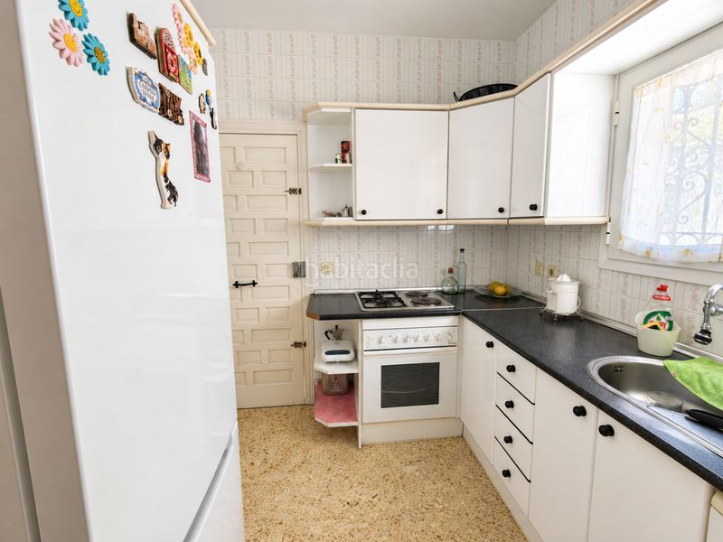 Foto 779d409e-1517-4366-b491-37b3a9e4517a. Casa amb aparcament a La Duquesa Manilva